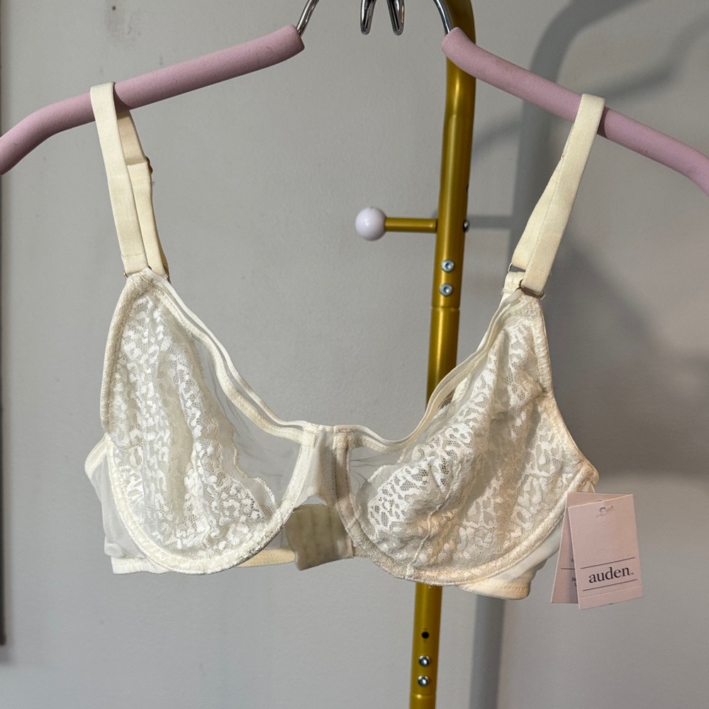 Auden Lace Underwire Bra in Cream/Off-White NWT 36B